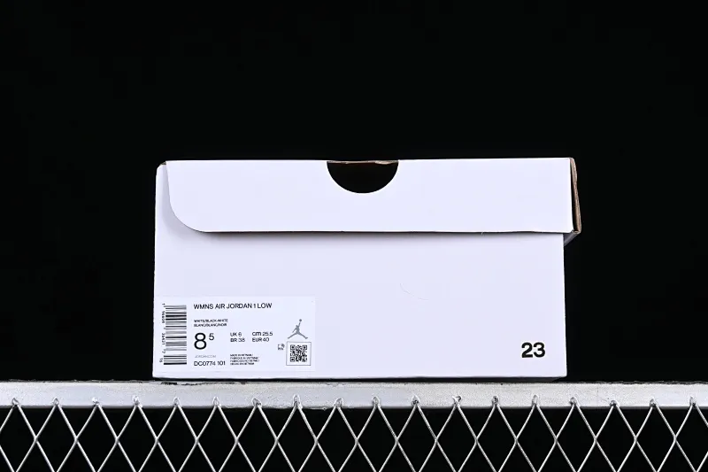 All categories Air Jordan Jordan series basketball shoes Air Jordan 1 Low G version pure original Air Jordan 1 Low "Panda" AJ1 Joe 1 Panda low-top basketball shoes DC0774-101